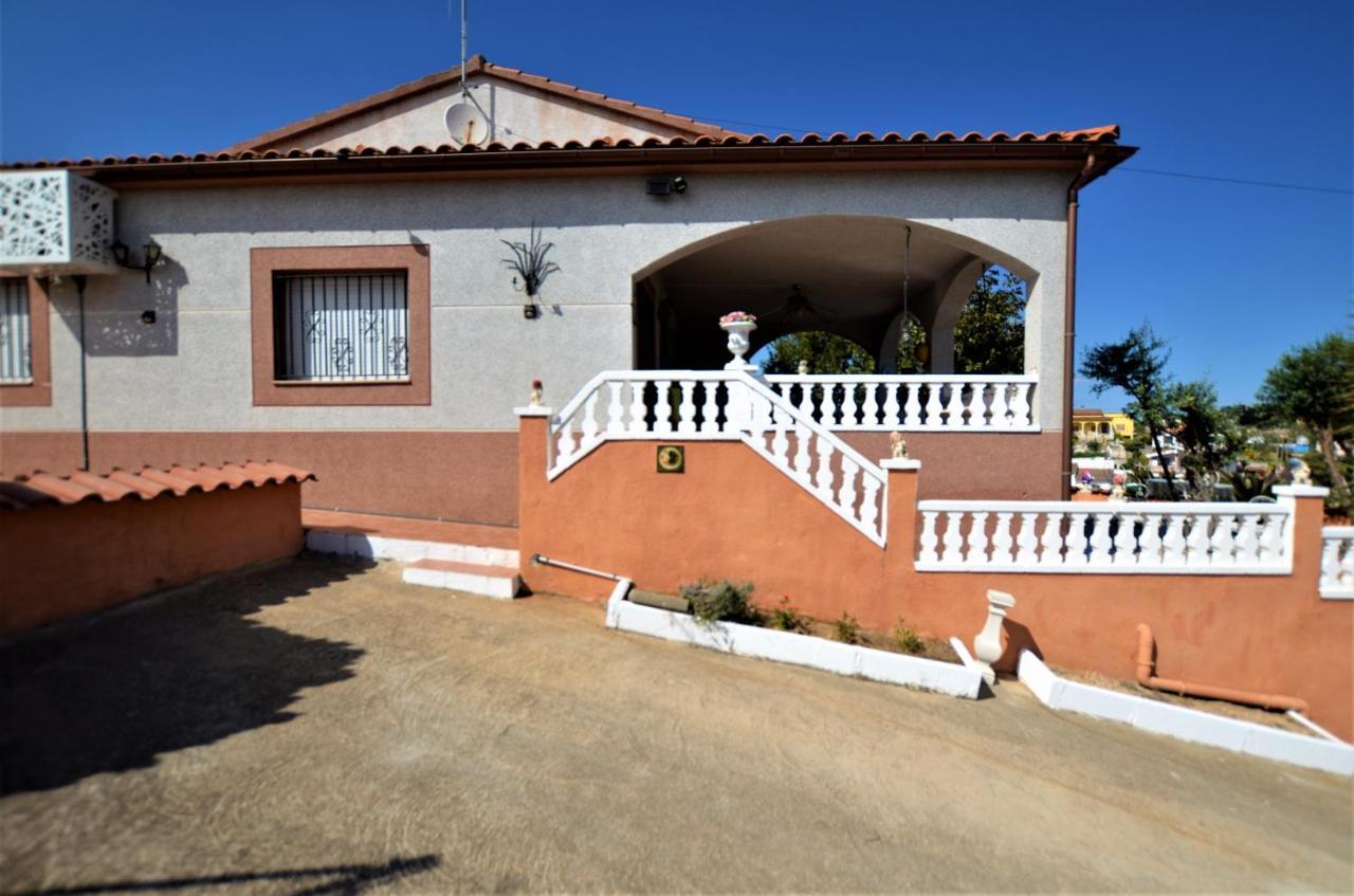 Massanet De La Selva Villa Olombel מראה חיצוני תמונה